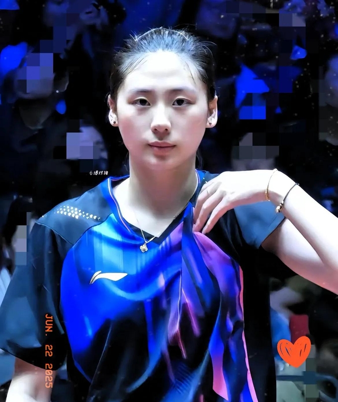 上海久事男 上海久事男