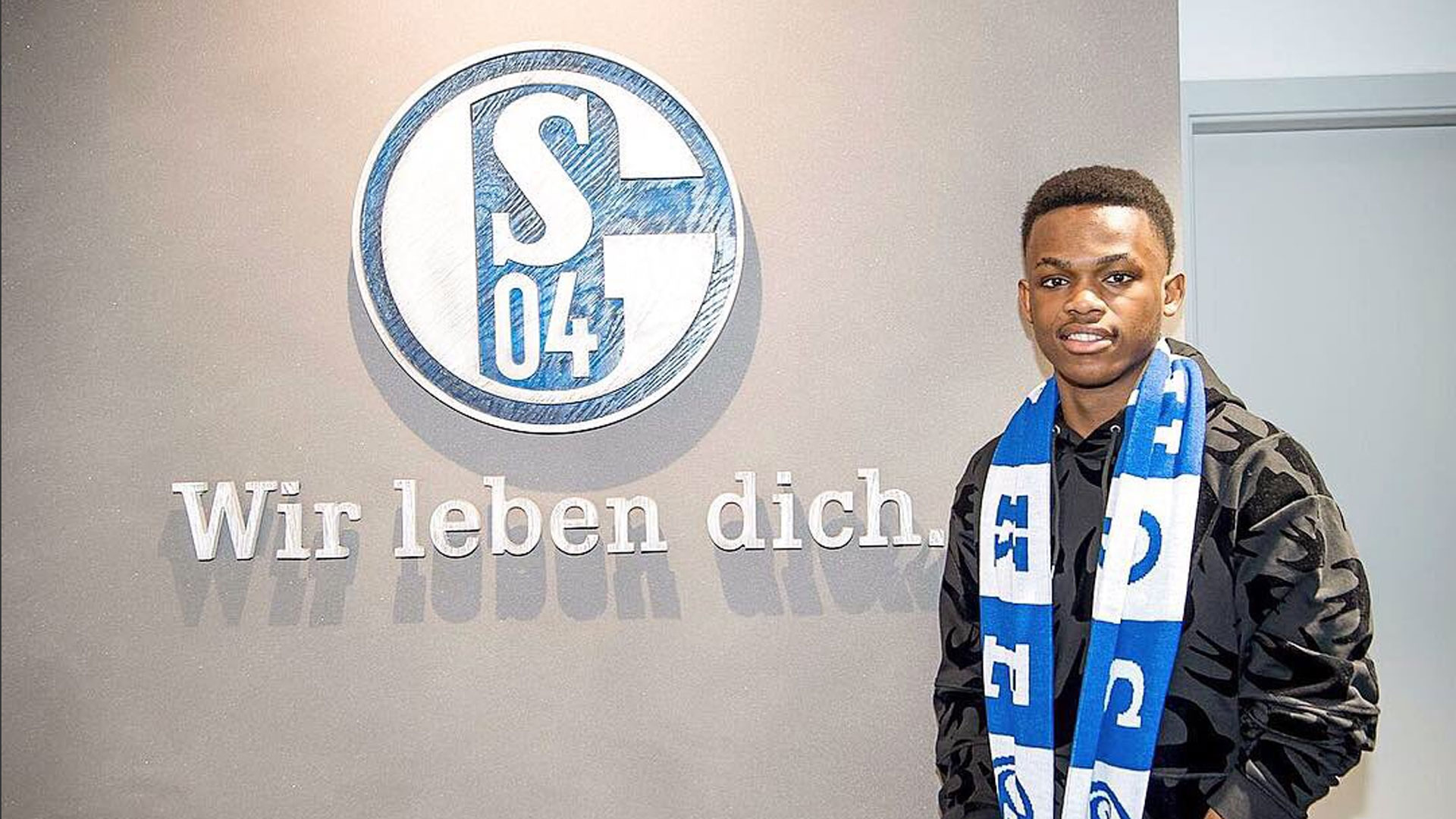 帮助他们在 帮助他们在