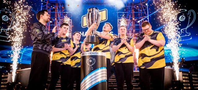 综合来看 综合来看