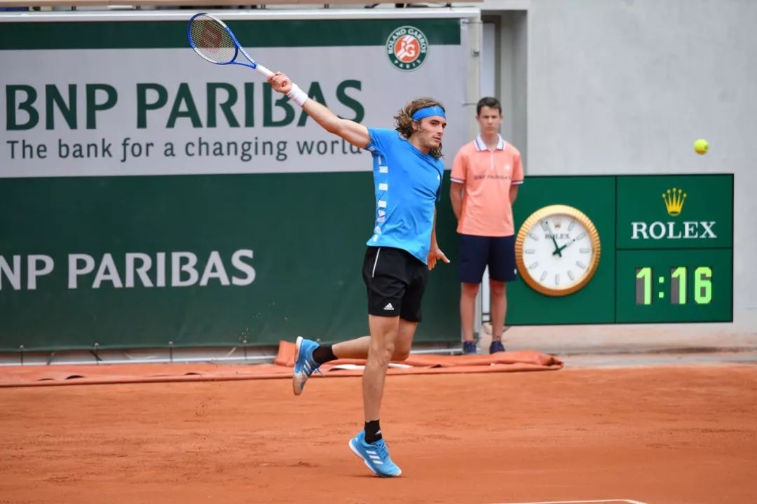 亨德森谈到 亨德森谈到