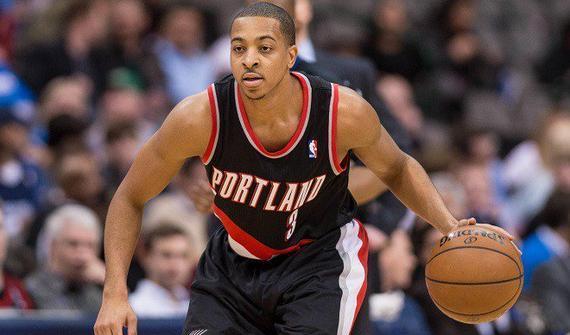 现场气氛紧 现场气氛紧