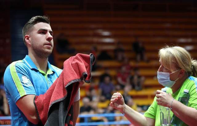 让我们在压 让我们在压